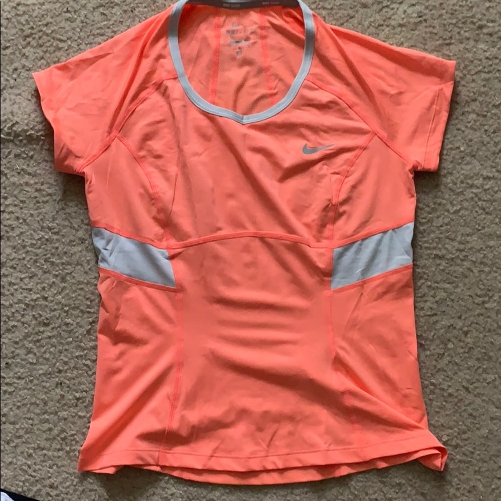 Nike dri-fit tennis t shirt